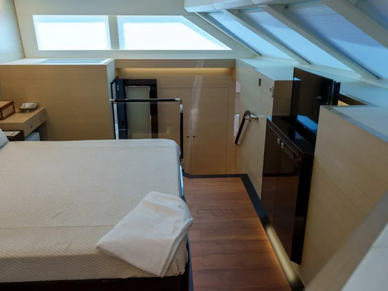 Slide: The Image of Horizon 65 2022 - 5669891