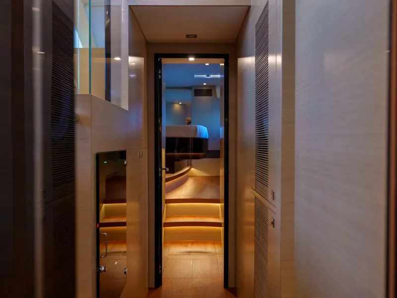 Slide: The Image of Horizon 65 2022 - 5669892