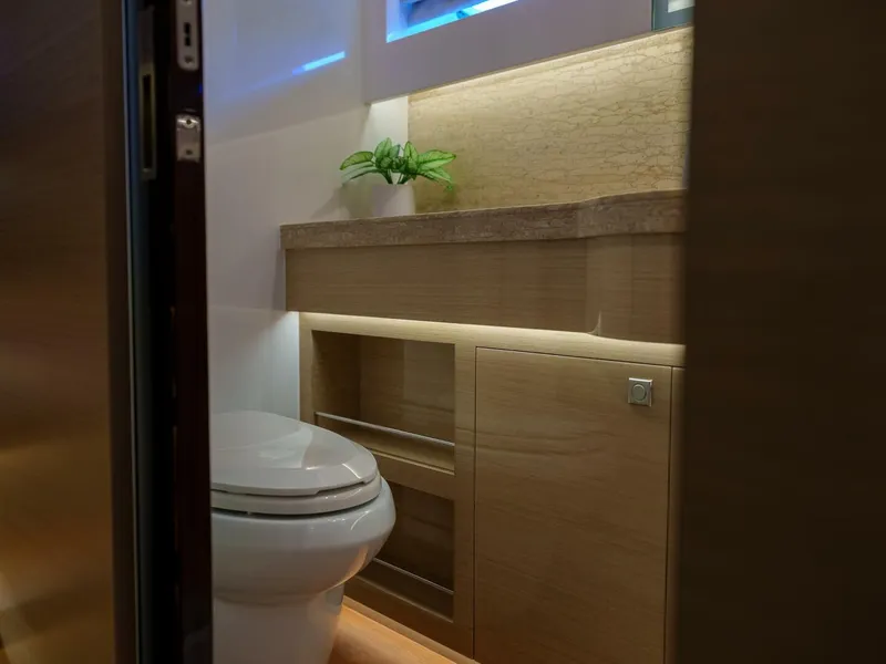 Slide: The Image of Horizon 65 2022 - 5669894