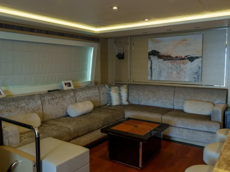 Slide: The Image of Horizon 65 2022 - 5669869