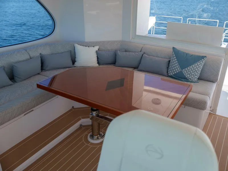 Slide: The Image of Horizon 65 2022 - 5669921