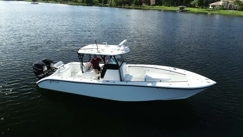 The Image of 2017 Yellowfin 32 Center Console - Profile - 5694328