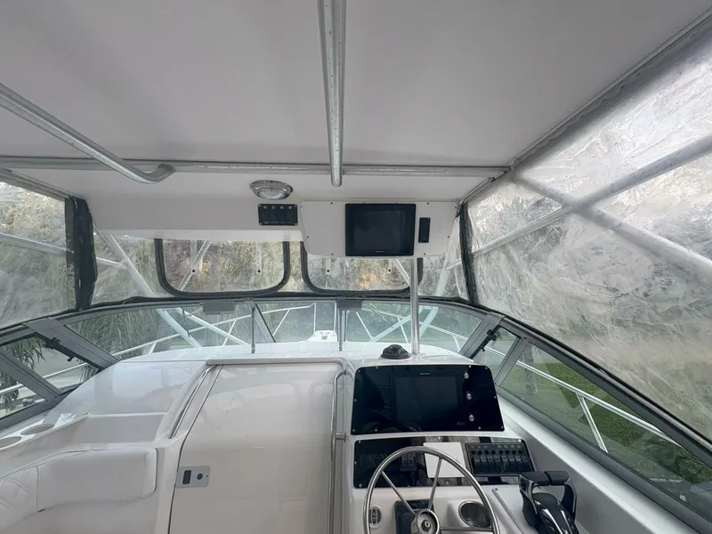 Slide: The Image of Boston Whaler 285 Conquest 2002 - 5670091