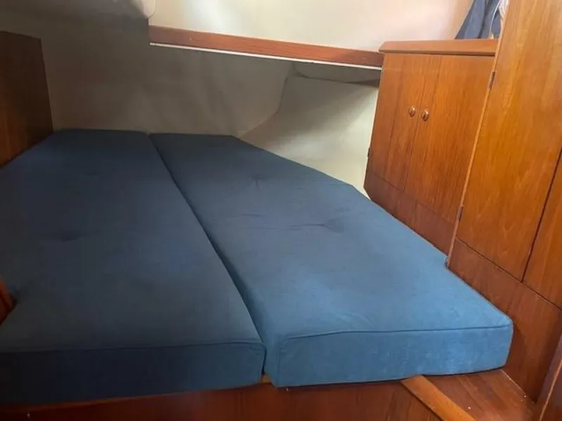 Slide: The Image of Jeanneau 45.2 2002 - 5670315