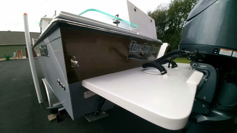 Slide: The Image of Parker Marine 2820 XLD Sport Cabin 2024 - 5670771