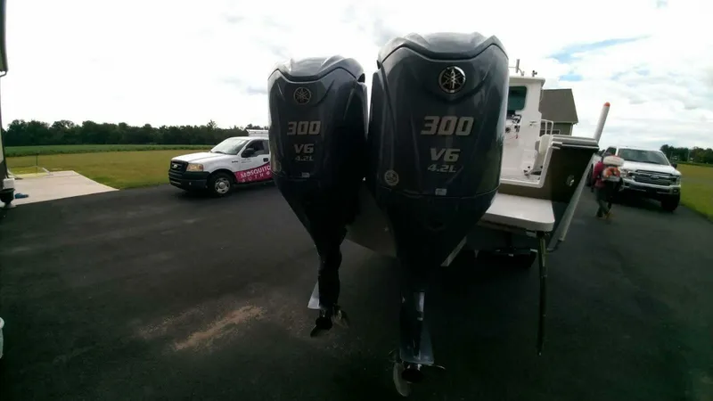 Slide: The Image of Parker Marine 2820 XLD Sport Cabin 2024 - 5670773