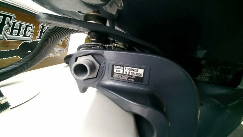 Slide: The Image of Parker Marine 2820 XLD Sport Cabin 2024 - 5670774