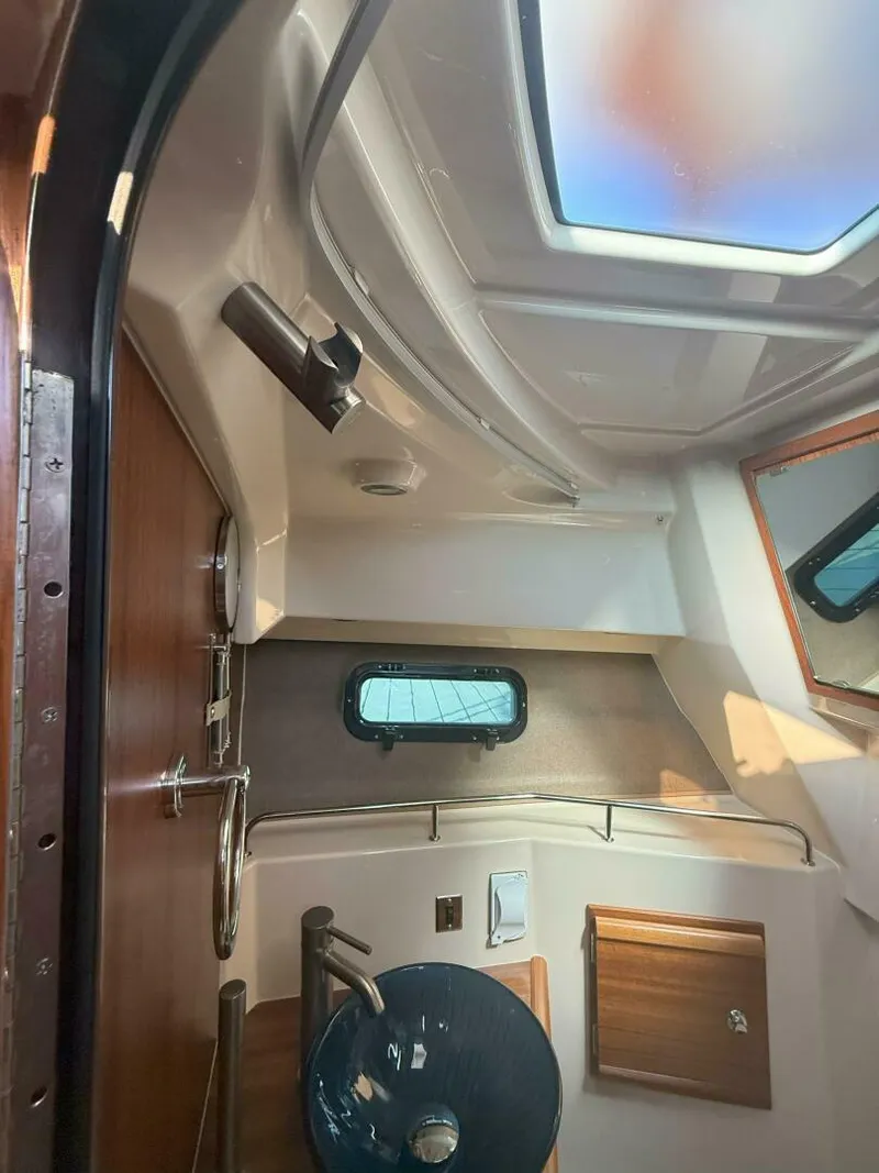 Slide: The Image of Ranger Tug R-27 2023 - 5671061