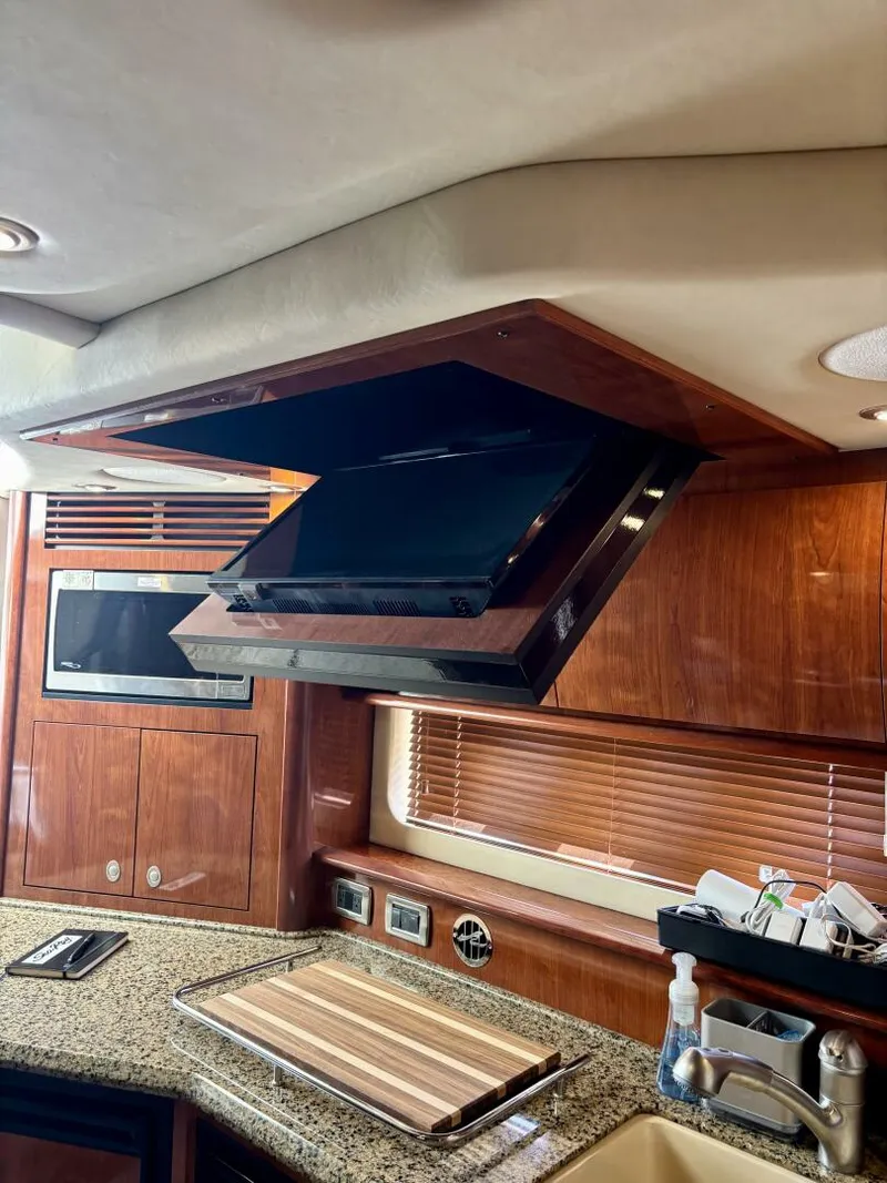 Slide: The Image of Sea Ray 400 Sundancer 2006 - 5671361