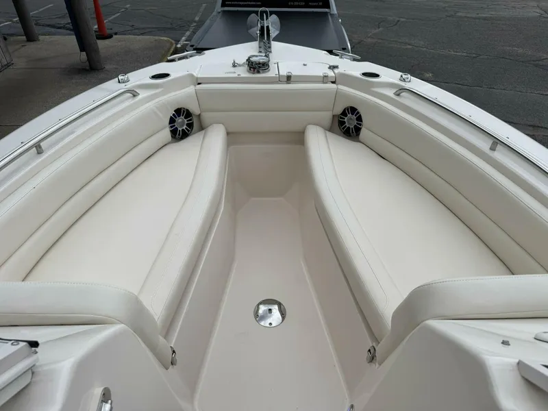 Slide: The Image of Grady-White Freedom 255 2023 - 5712792