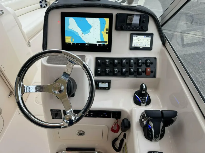 Slide: The Image of Grady-White Freedom 255 2023 - 5712818