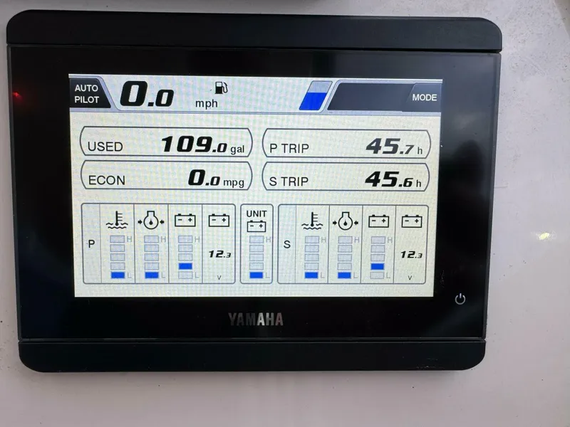 Slide: The Image of Grady-White Freedom 255 2023 - 5712821