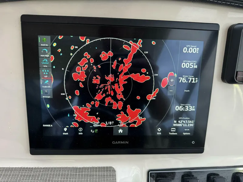 Slide: The Image of Grady-White Freedom 255 2023 - 5712826