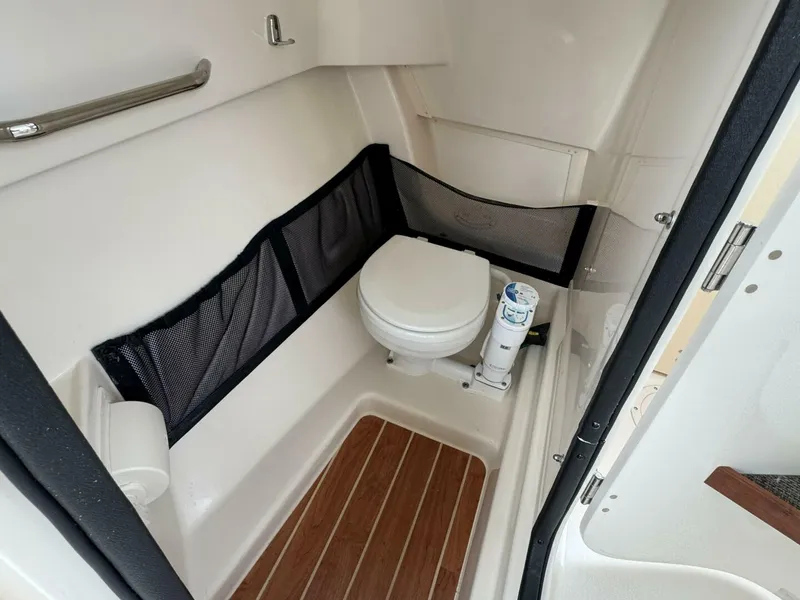 Slide: The Image of Grady-White Freedom 255 2023 - 5712815