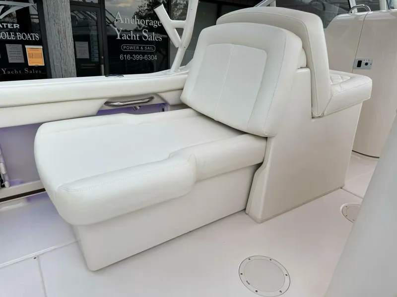 Slide: The Image of Grady-White Freedom 255 2023 - 5712799