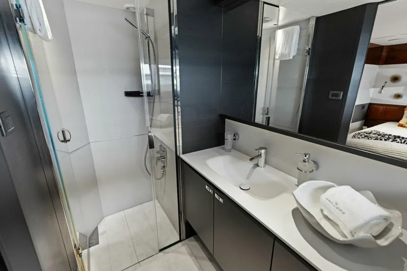 Slide: The Image of 2023 Princess X95 LADY LION - 5724318