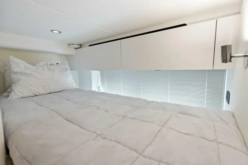 Slide: The Image of 2023 Princess X95 LADY LION - 5724336