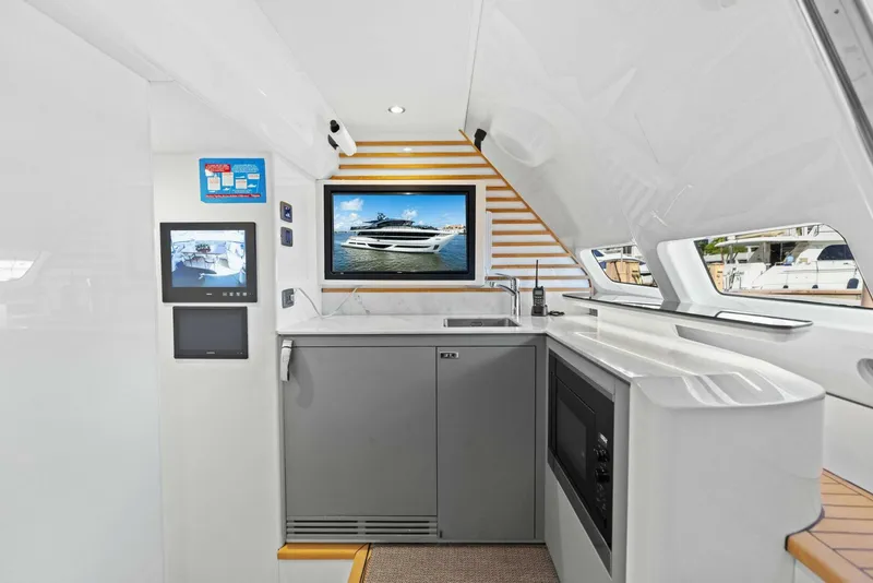 Slide: The Image of 2023 Princess X95 LADY LION - 5724357