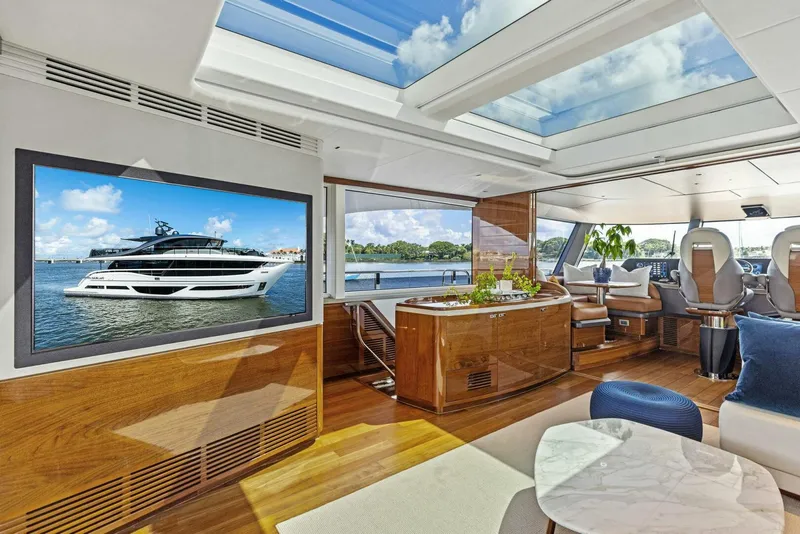 Slide: The Image of 2023 Princess X95 LADY LION - 5724371