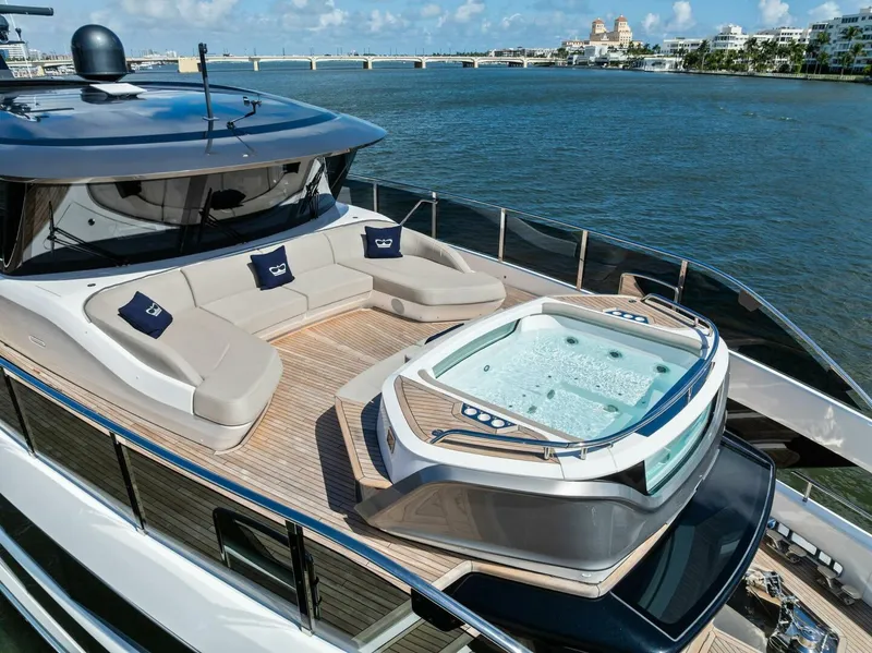 Slide: The Image of 2023 Princess X95 LADY LION - 5724464