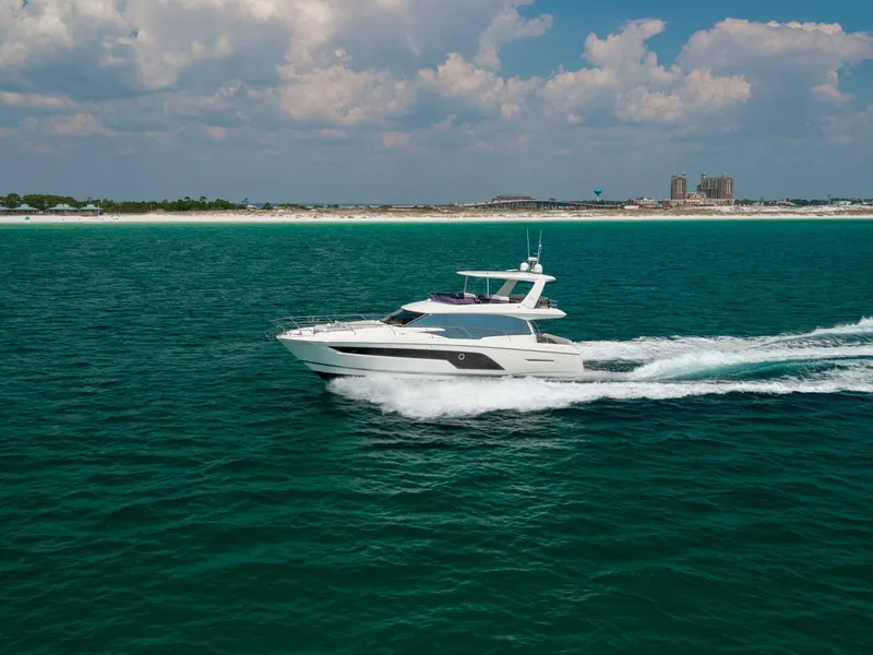 Slide: The Image of 2019 Prestige 590 Fly 'New Heart' - Profile Port - 5681172