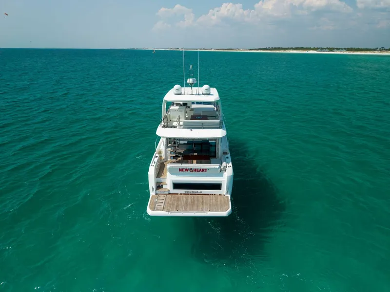 Slide: The Image of 2019 Prestige 590 Fly 'New Heart' - Stern  - 5681168