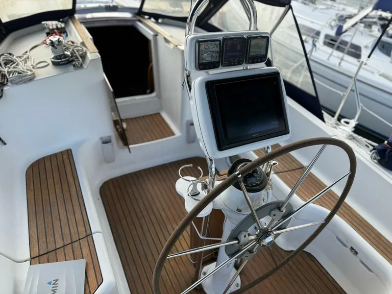 Slide: The Image of Jeanneau 36.2 Sun Odyssey 1999 - 5680617