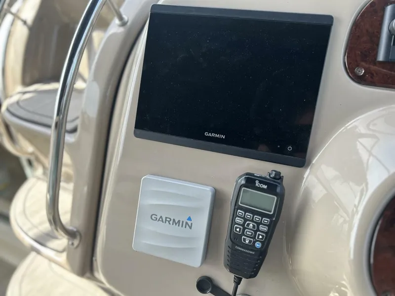 Slide: The Image of Wellcraft Excalibur 2004 - 5672859