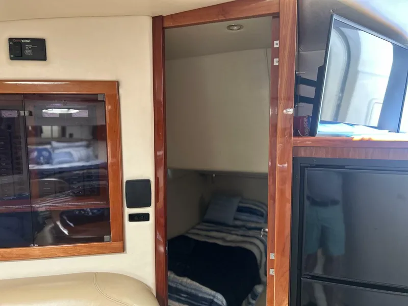 Slide: The Image of Wellcraft Excalibur 2004 - 5672866