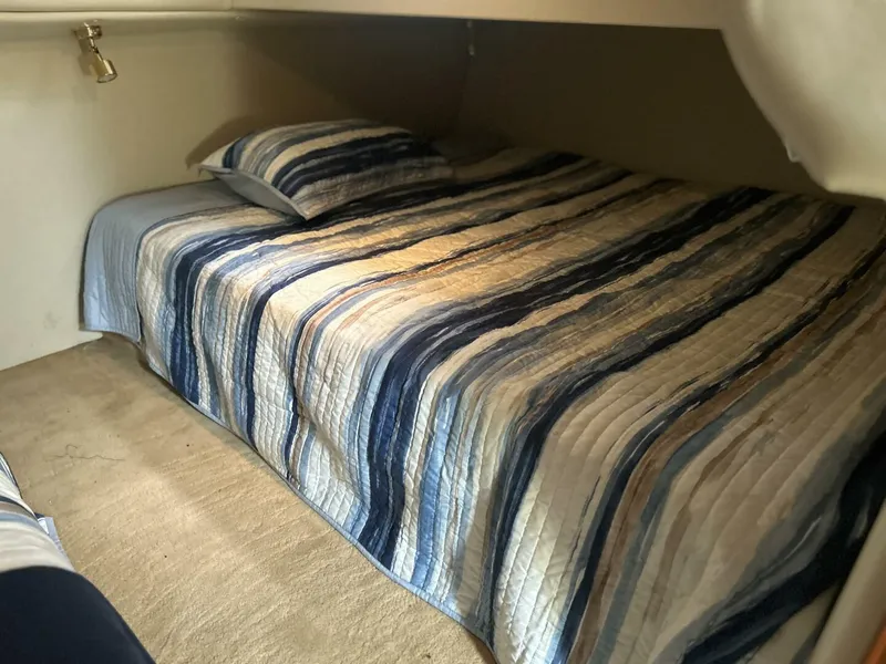 Slide: The Image of Wellcraft Excalibur 2004 - 5672873