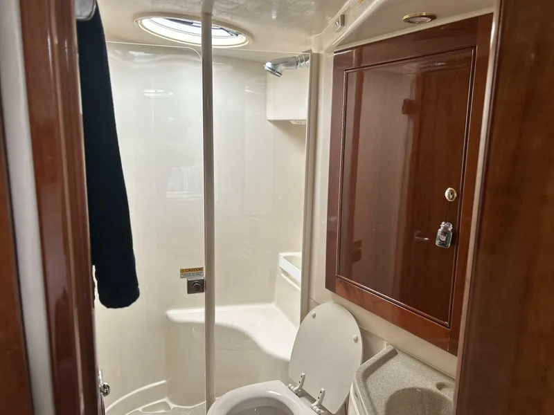 Slide: The Image of Wellcraft Excalibur 2004 - 5672879