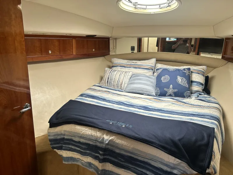 Slide: The Image of Wellcraft Excalibur 2004 - 5672897