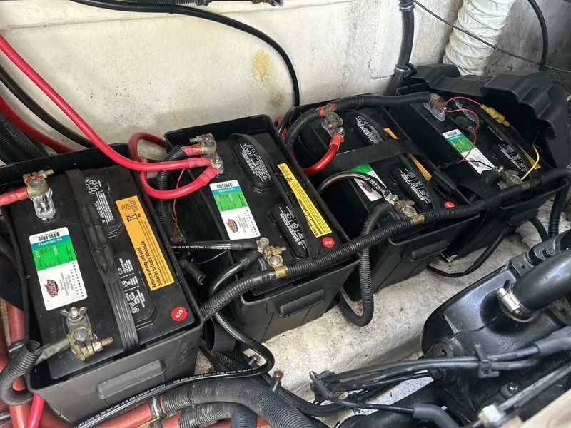 Slide: The Image of Wellcraft Excalibur 2004 - 5672905