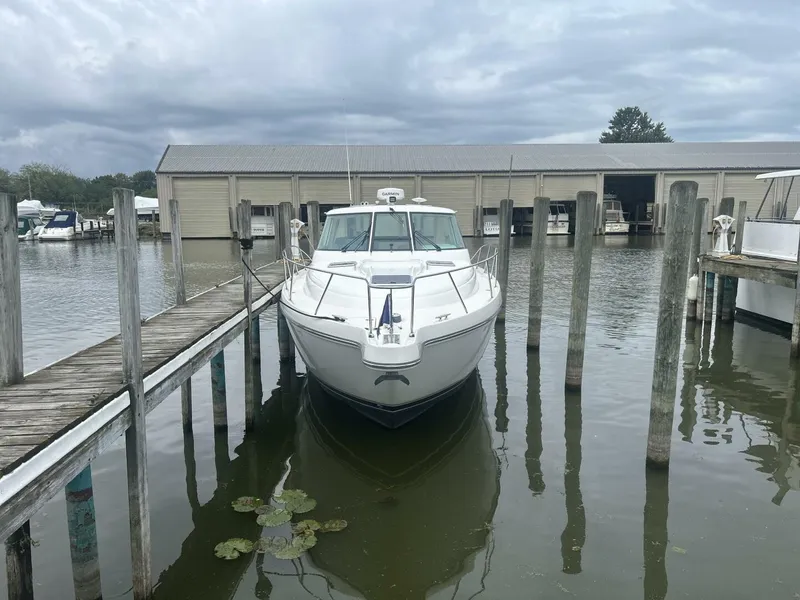 Slide: The Image of Tiara 36 2005 - 5681630