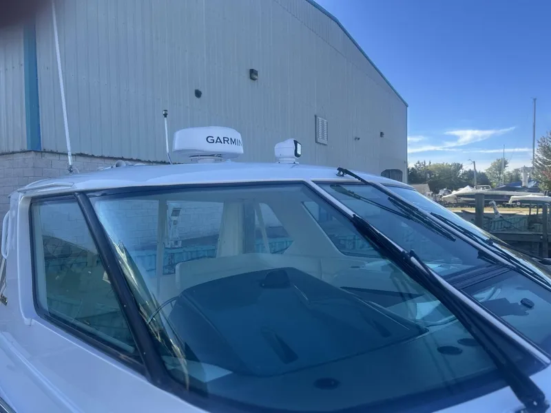 Slide: The Image of Tiara 36 2005 - 5703269