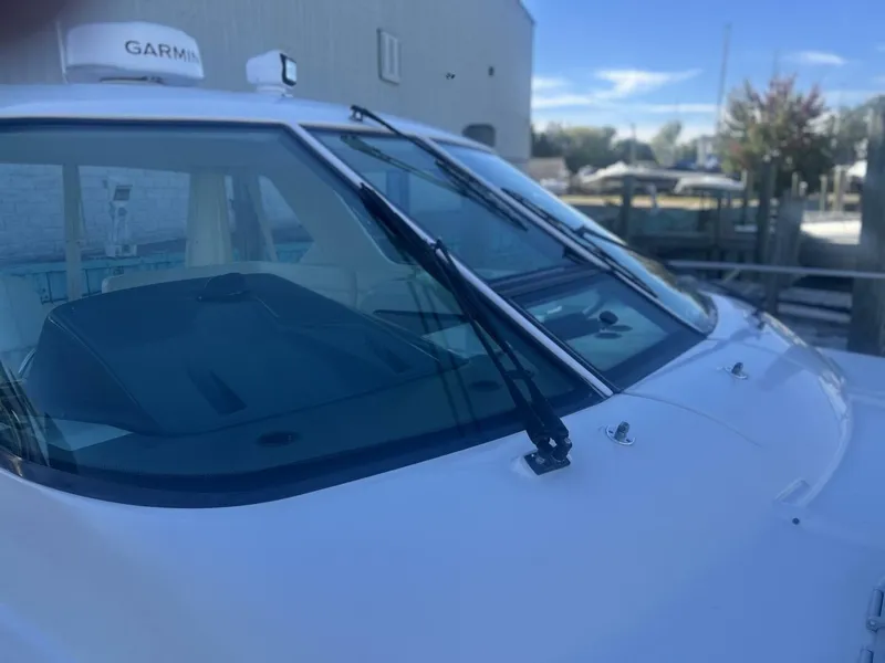 Slide: The Image of Tiara 36 2005 - 5703270