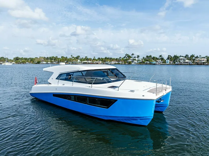 Slide: The Image of Makai M37 2025 - 5673248