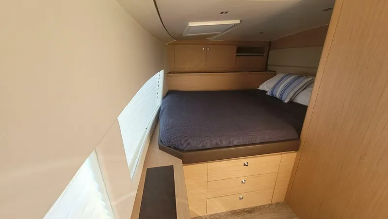 Slide: The Image of Makai M37 2025 - 5673219