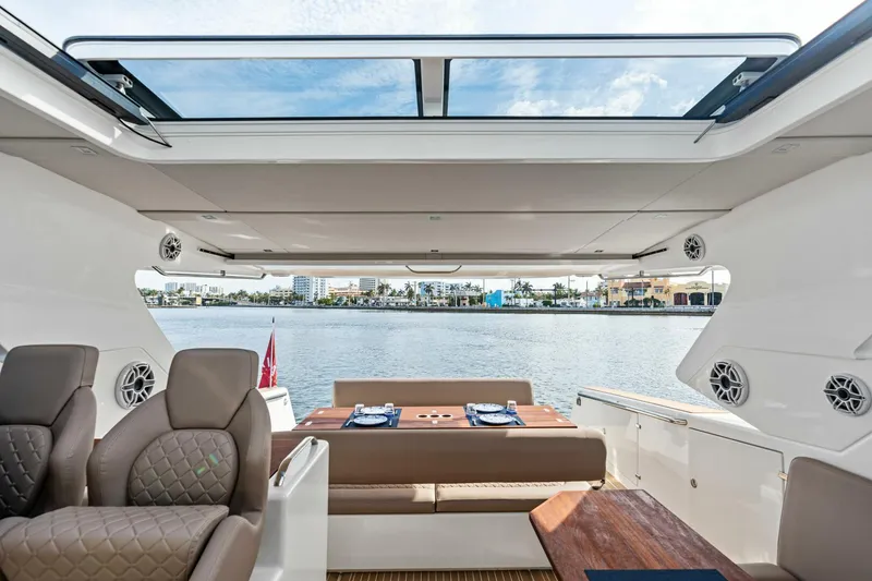 Slide: The Image of Makai M37 2025 - 5673261