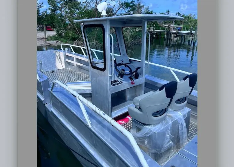 Slide: The Image of Custom Landing Craft 2025 - 5673607