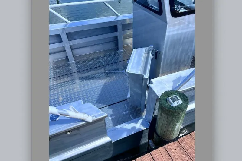 Slide: The Image of Custom Landing Craft 2025 - 5673608