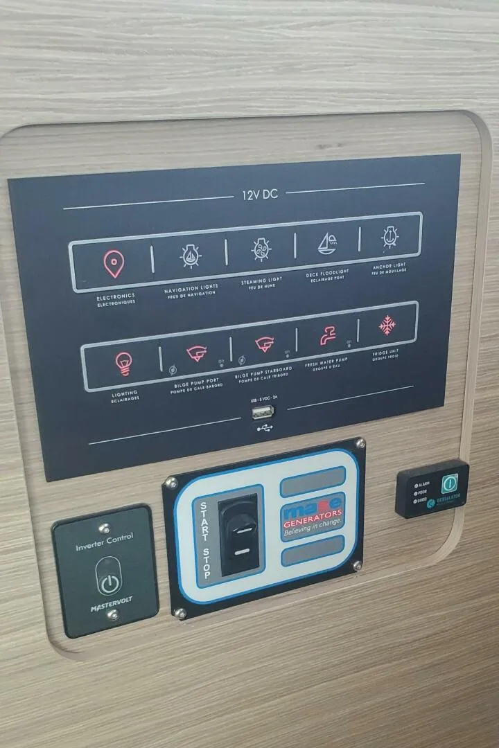 Slide: The Image of Lagoon 43 Owner's Version 2026 - 5673735