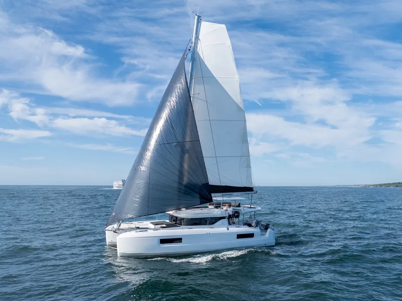 Slide: The Image of Lagoon 43 Owner's Version 2027 - 7661339