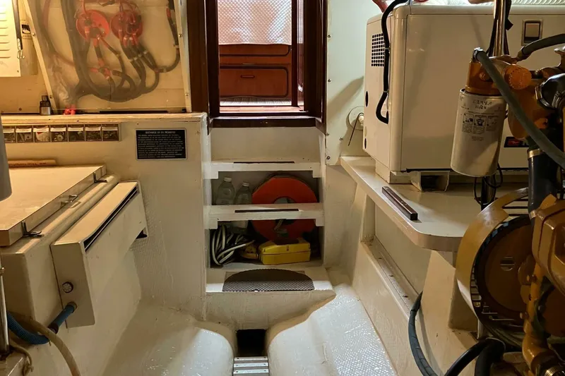 Slide: The Image of Gulfstar 44 Motory Yacht 1986 - 5674083