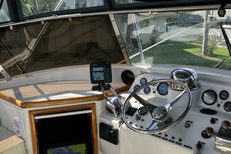 Slide: The Image of Gulfstar 44 Motory Yacht 1986 - 5674087