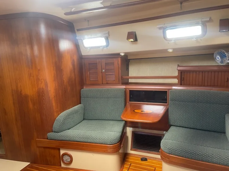 Slide: The Image of Island Packet 44 1992 - 5674499