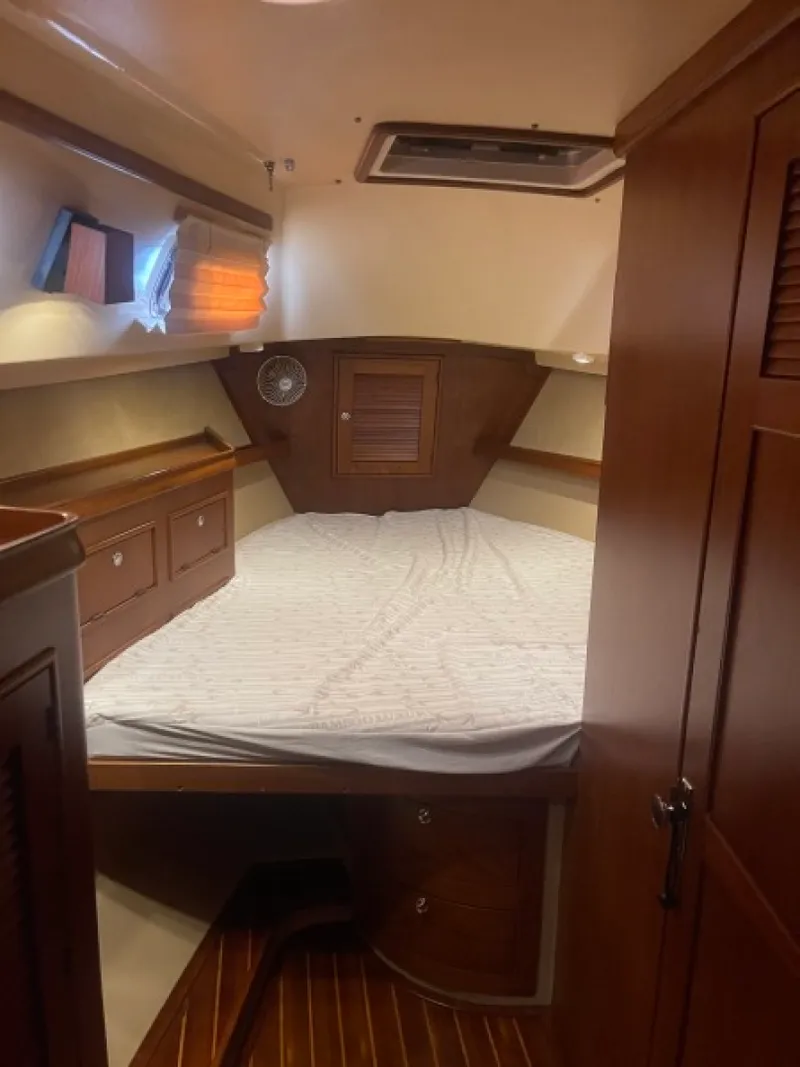 Slide: The Image of Island Packet 44 1992 - 5674516