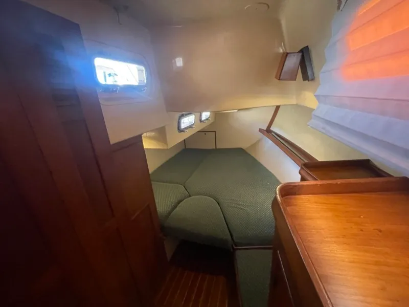 Slide: The Image of Island Packet 44 1992 - 5674518