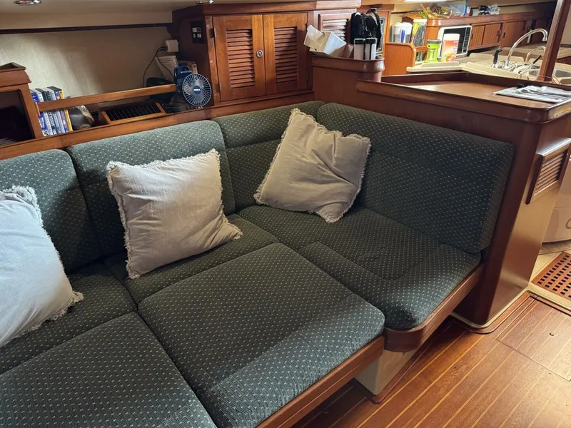 Slide: The Image of Island Packet 44 1992 - 5674982