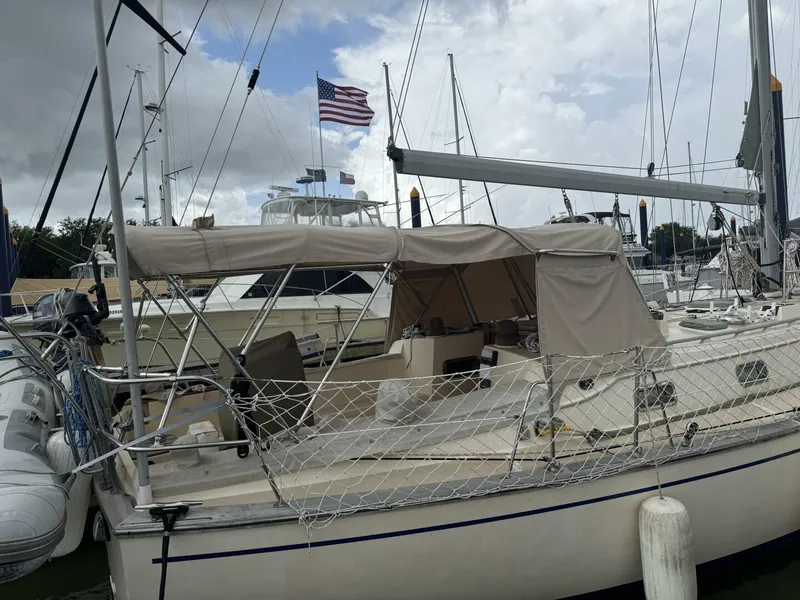 Slide: The Image of Island Packet 44 1992 - 5674990